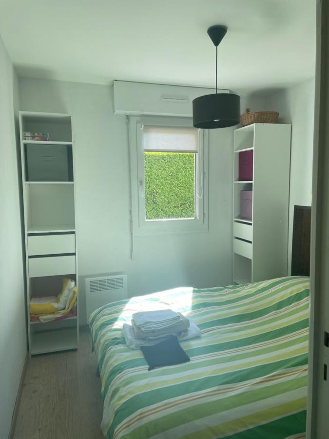 appartement proche mer avec jardin ensoleillé Houlgate Exteriör bild